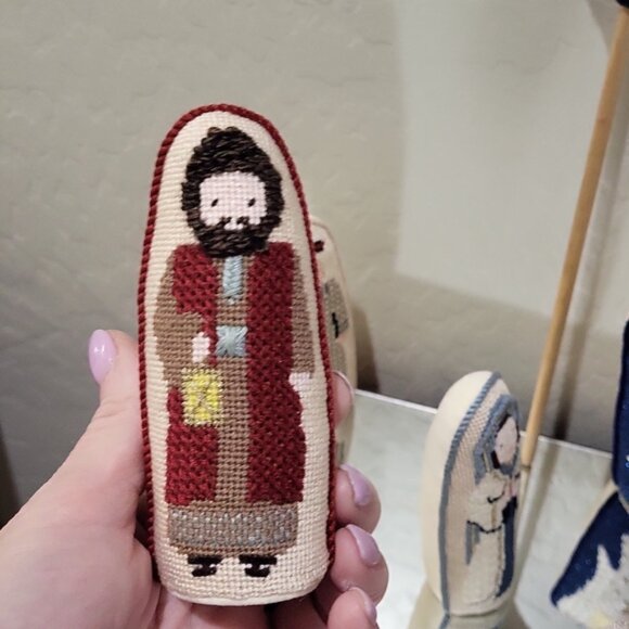 Rare Vintage Petei Knitted Nativity Individual Hand Painted Canvas 12 Piece - Picture 13 of 14